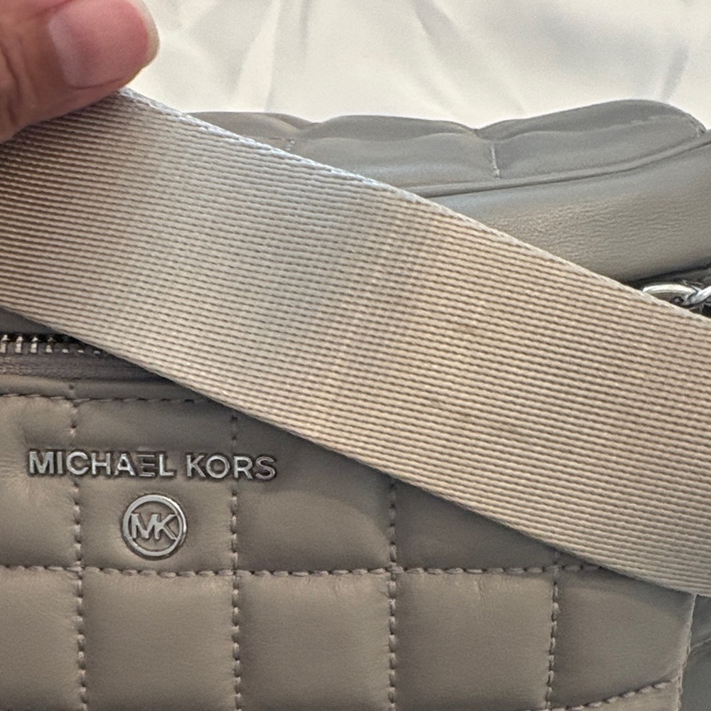 Michael Kors Silver Quilted Crossbody Bag - Picture 10 of 10